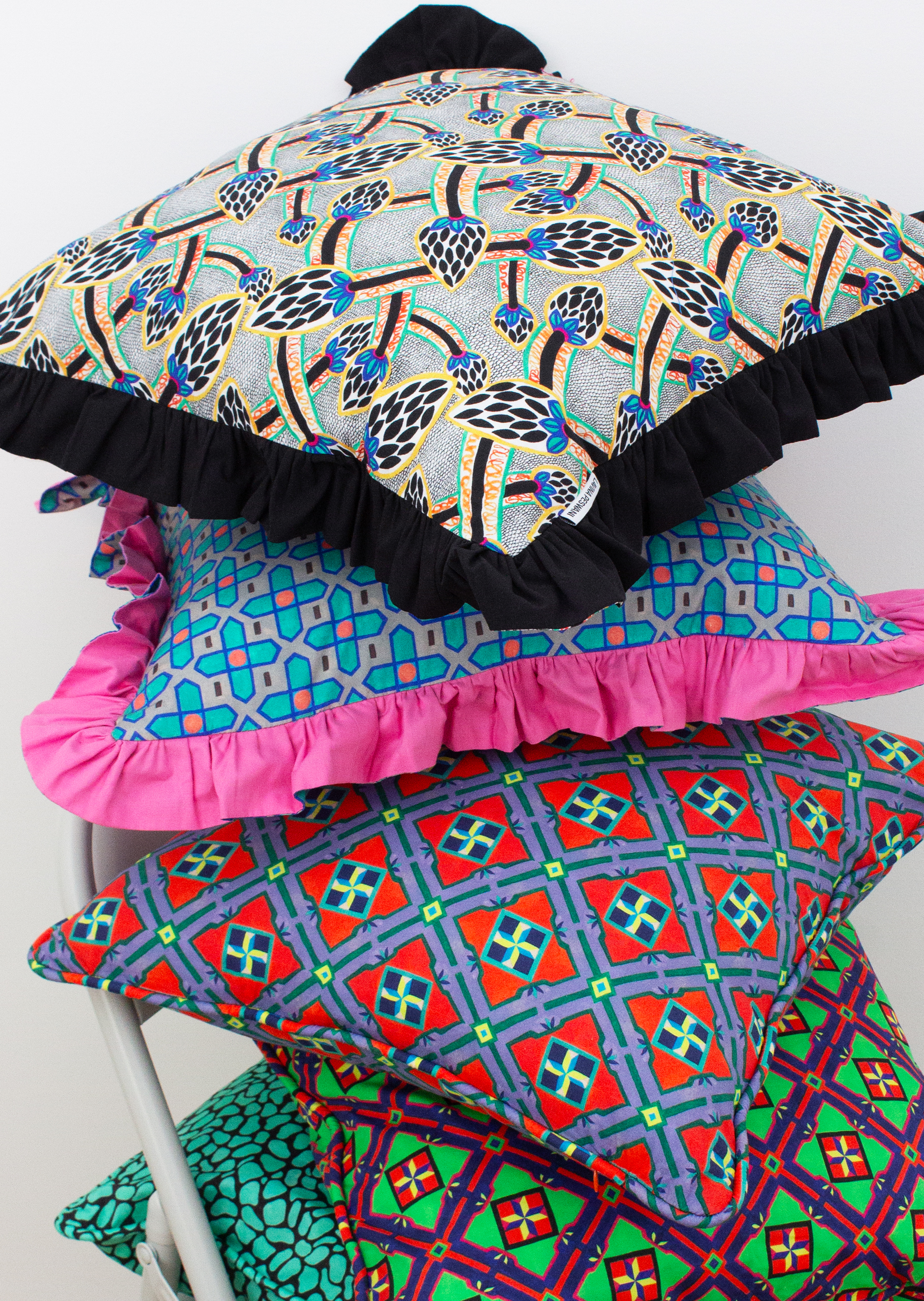 MADE TO ORDER - DUO PARWAAZ CUSHION